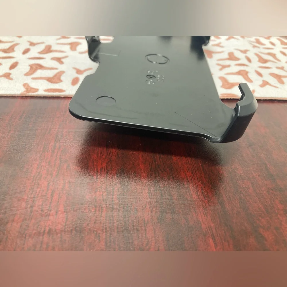 OtterBox defender series replacement holster belt clip black 7111A otr def 28